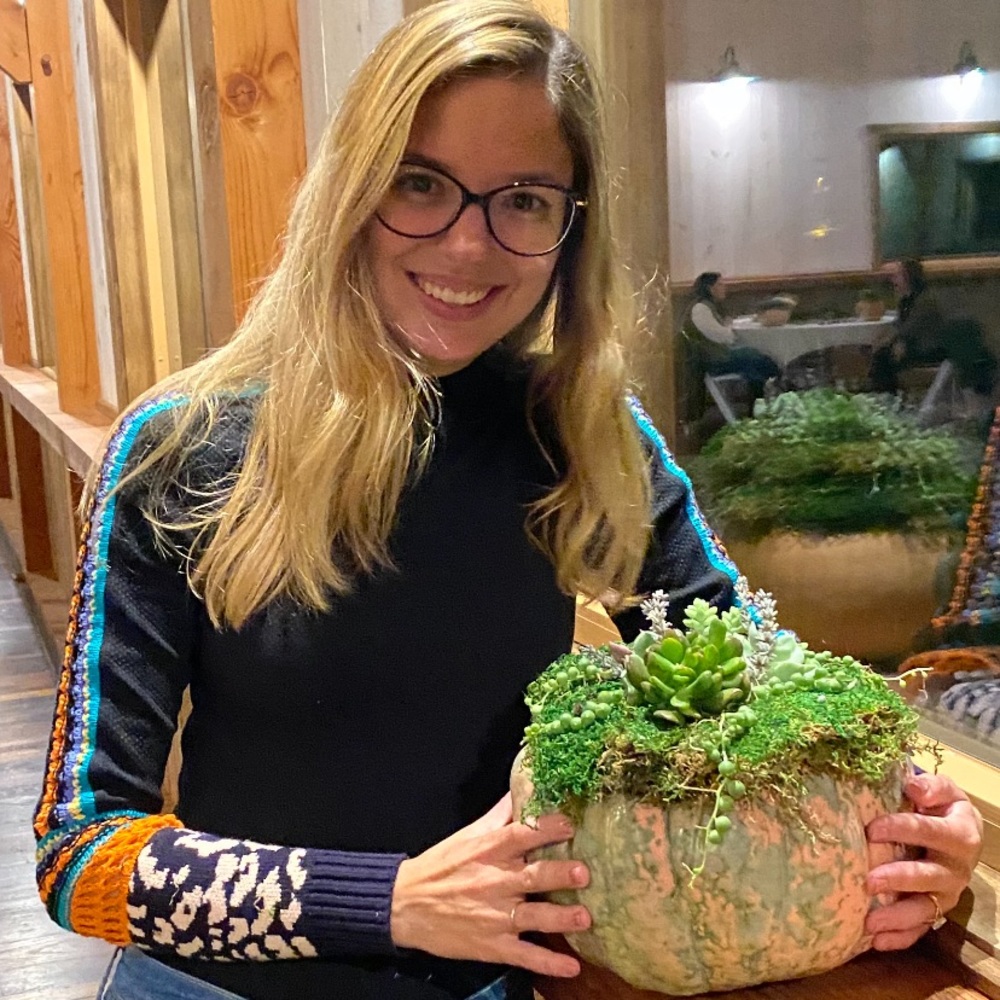 Meet your Posher, Averie